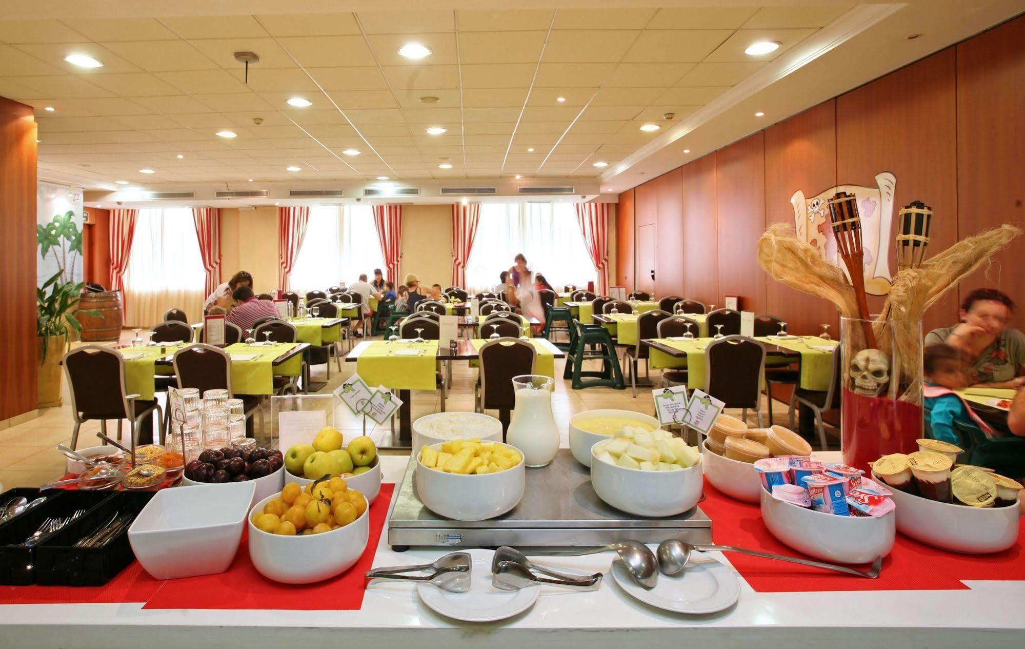 Apartament Turisticos Jardines Del Plaza Peñiscola